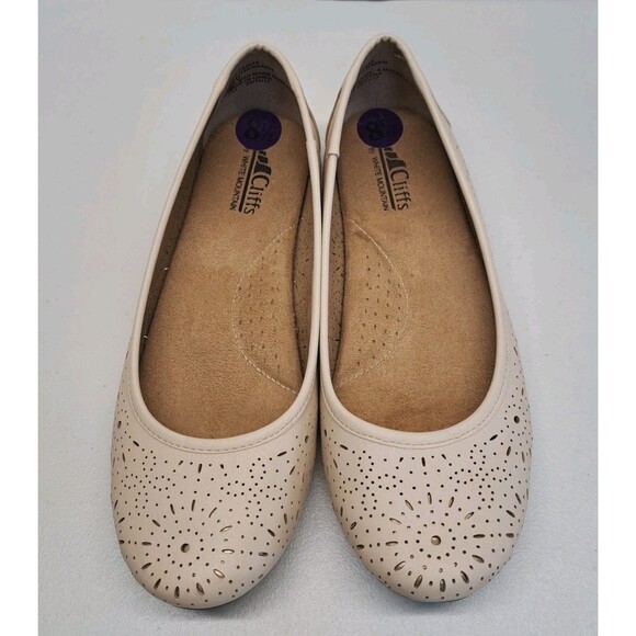 Shoes - Cliffs by White Mountain Shoes Womens 8 Beige Karen Ballet Flats Perforated